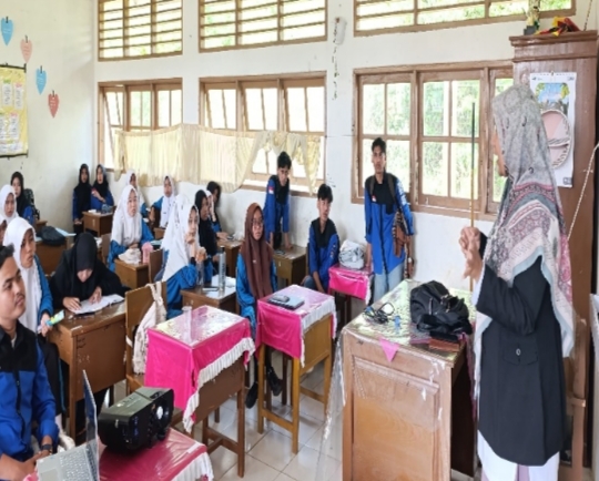 Mahasiswa IPII UIN Mahmud Yunus Batusangkar Gelar Sosialisasi Program Studi ke SMAN 1 X Koto Diatas